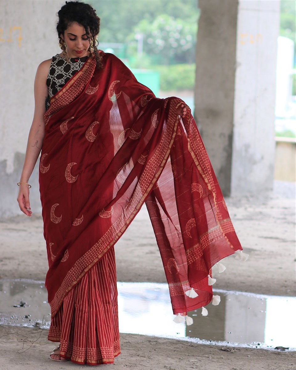Maroon Cresent Line Block Printed Pure Chanderi Saree