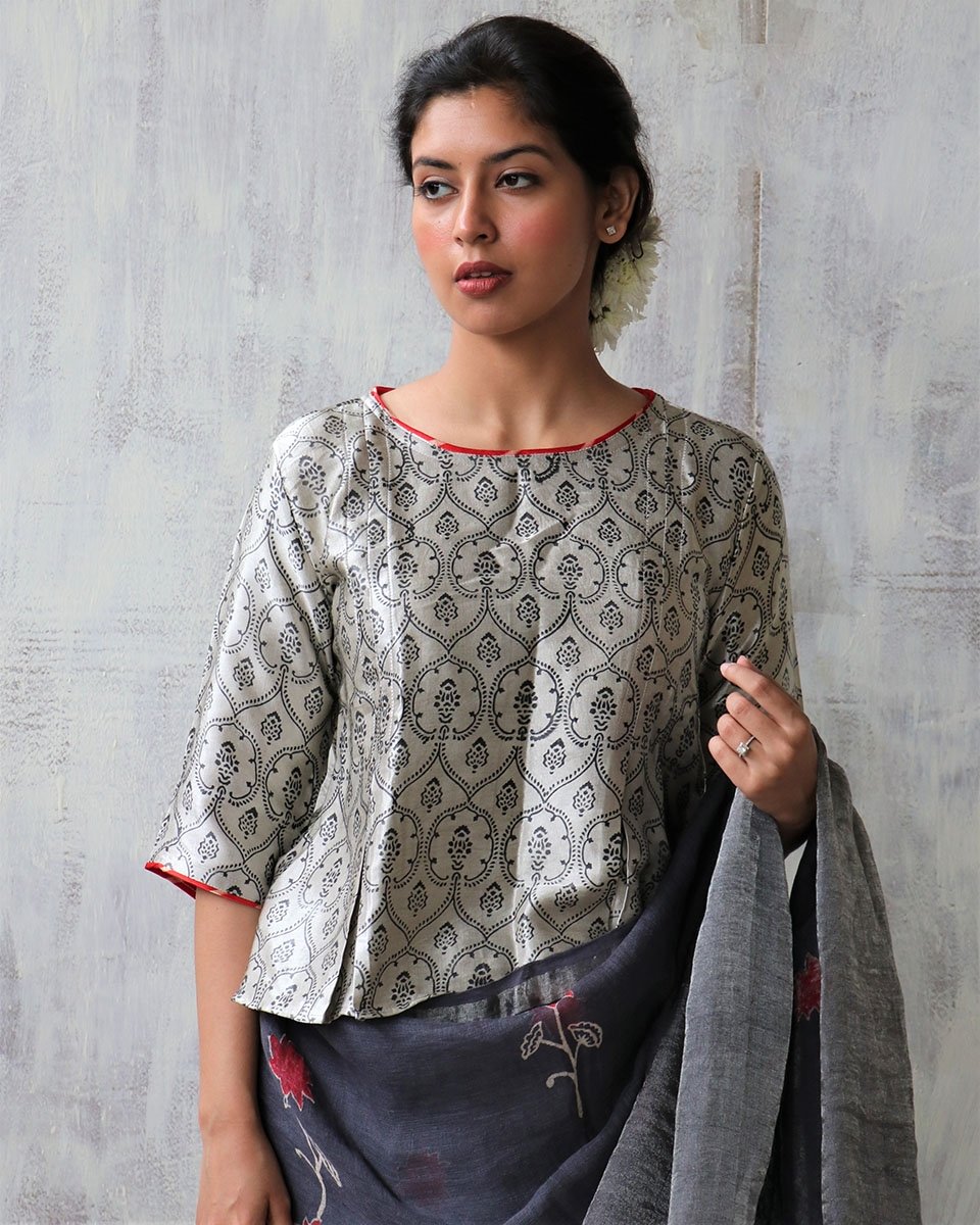 CREAM BLOCKPRINT MASHRU TOP
