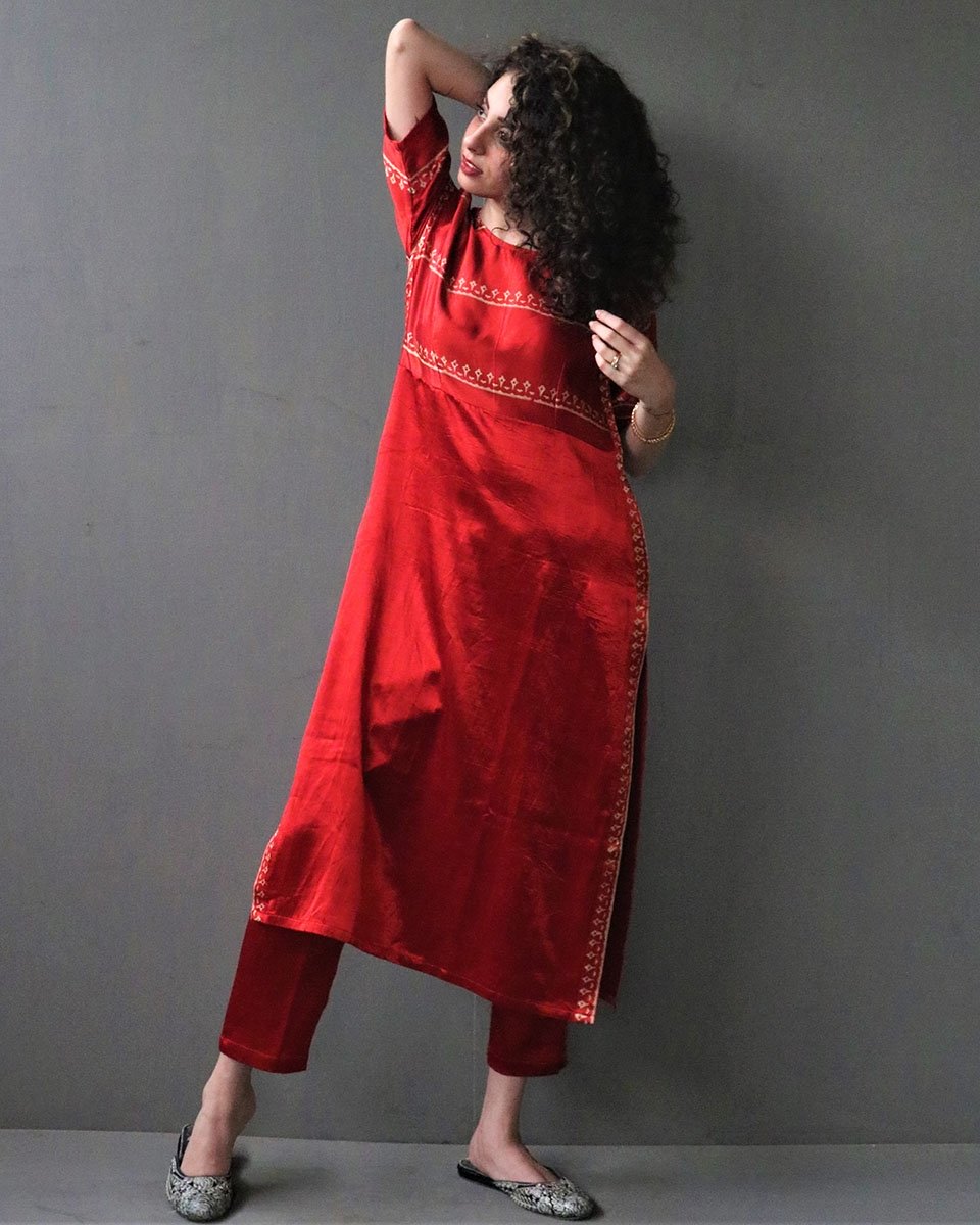 RED HANDPRINTED MASHRU SILK KURTI