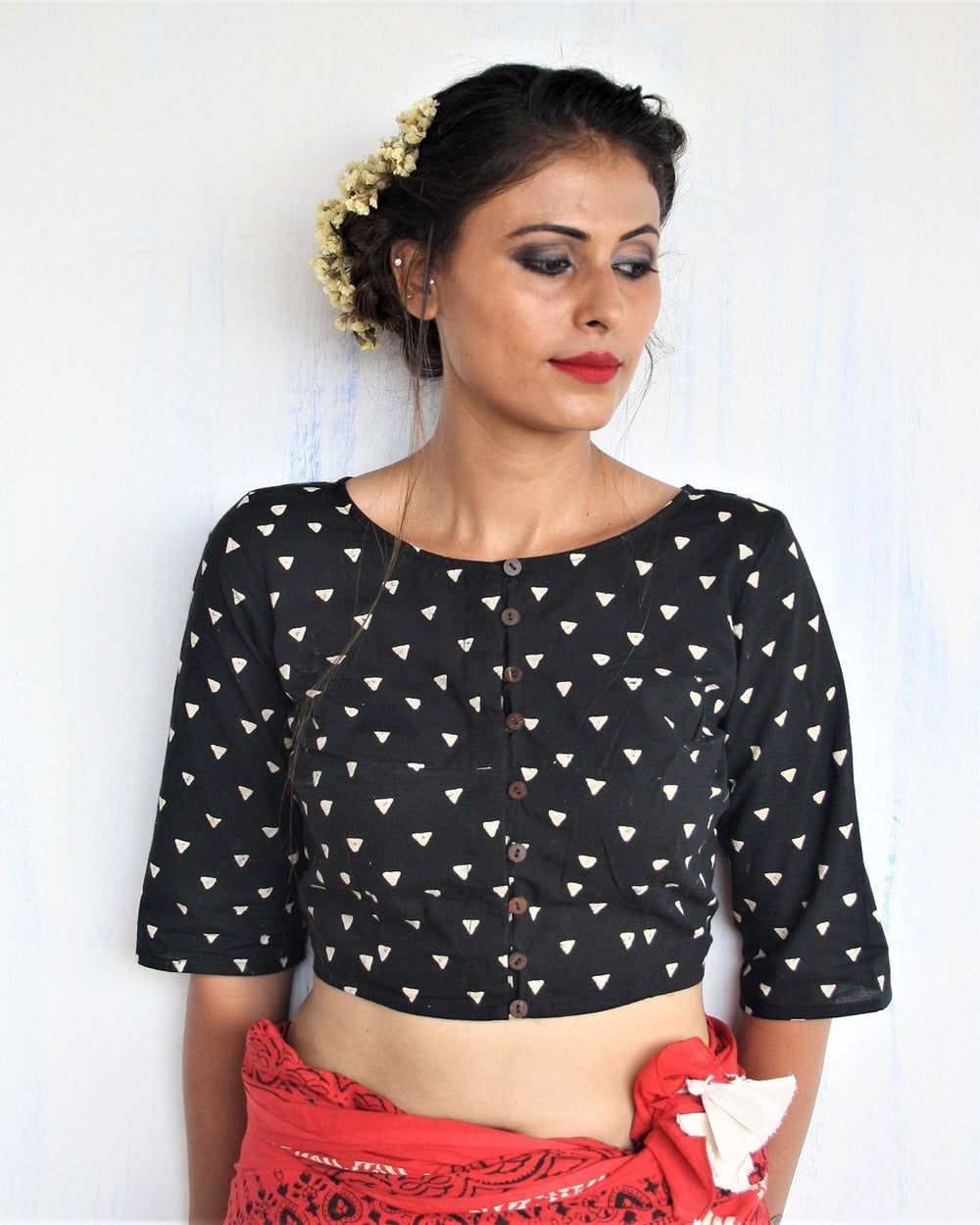 BLACK BLOCK PRINTED CROP TOP BLOUSE