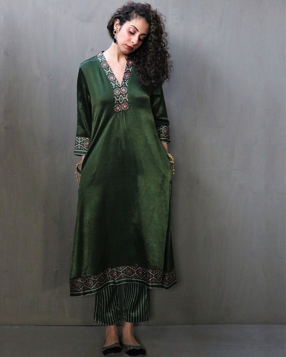 GREEN HANDPRINTED MASHRU SILK KURTI