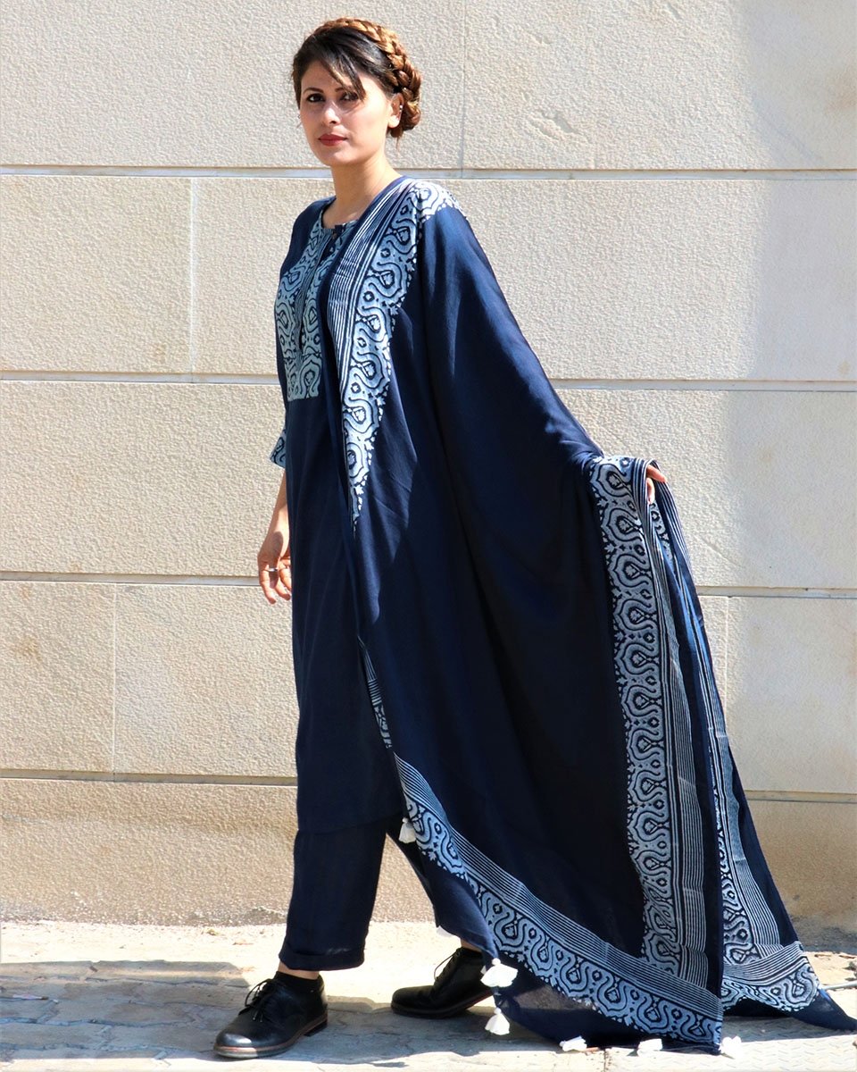 BLUE BLOCKPRINTED MODAL SILK DUPATTA