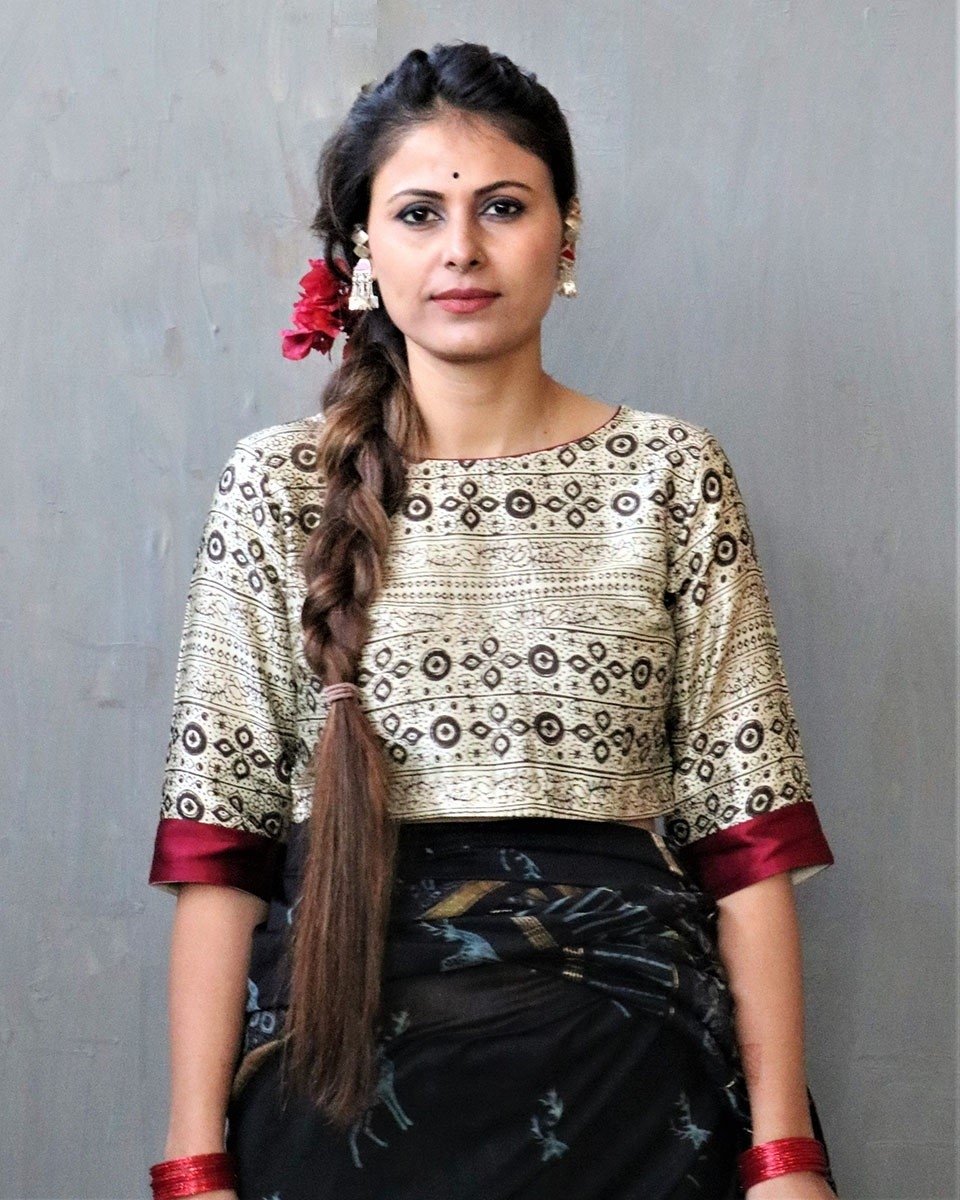 CREAM BLOCKPRINT MASHRU CROP TOP