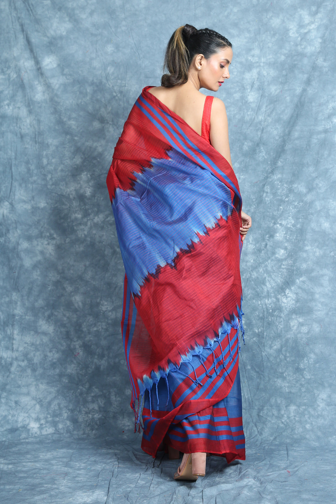 Blue Cotton Saree With Allover Weaving freeshipping - Charukriti