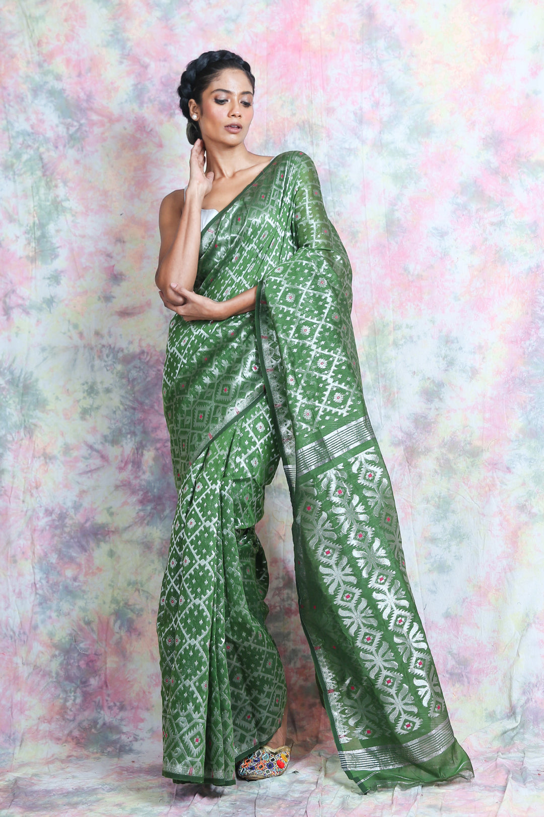 Green Silver zari Weaving Jamdani Saree freeshipping - Charukriti